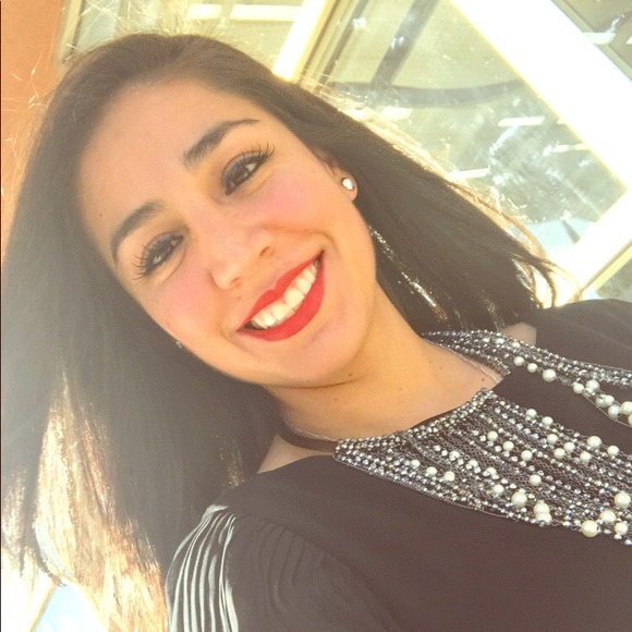 Meet your Posher, Renáta - Picture 1 of 1